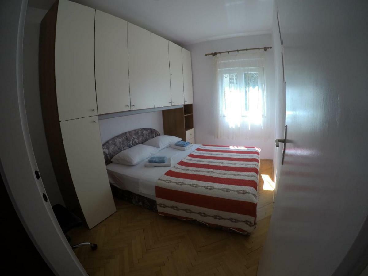 אומיס Apartman Kalajzic מראה חיצוני תמונה